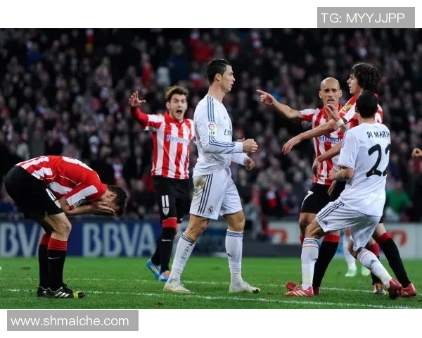 圣伊天与沃尔夫斯堡激战正酣精彩文字直播全程回顾与分析