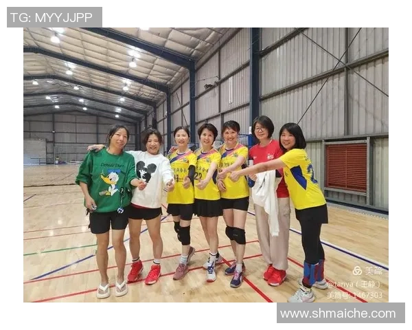 30支球队，在国际中学生排球赛场上开放芳华光辉